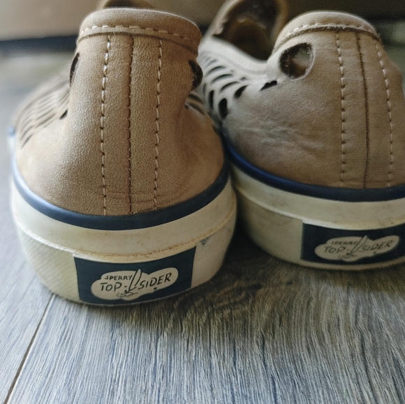 Sperry Top Sider Tan Leather Laser Perf Slip On Shoes Size 10 - Picture 11 of 11